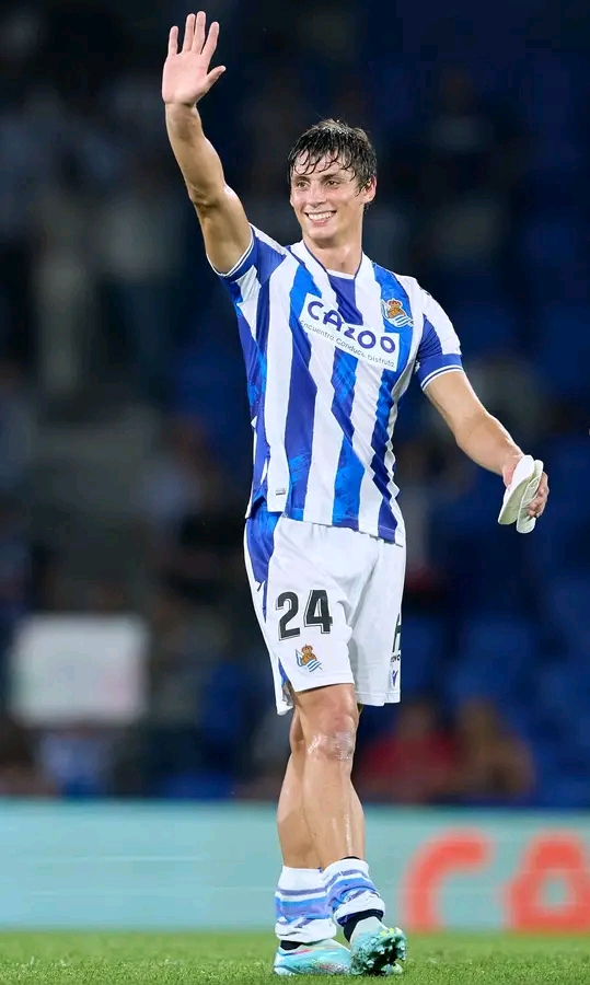 Bek Tengah Real Sociedad Sulit Di Tembus di Timnas Spanyol, Siapakah Dia? 1697610683425