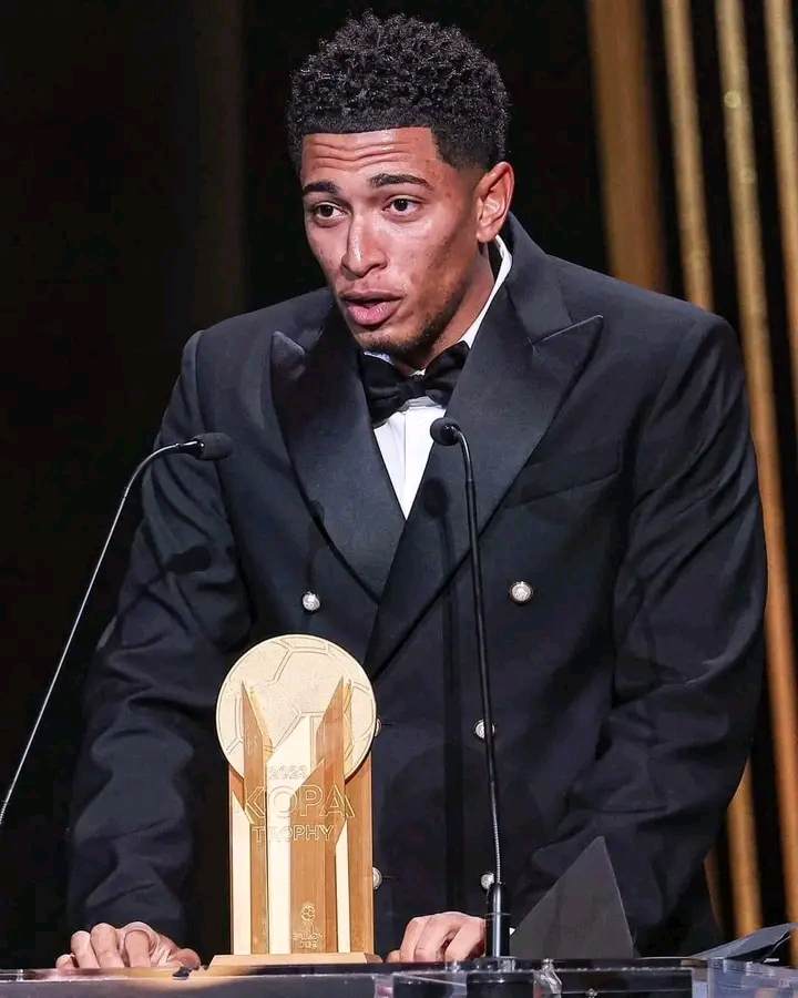 Bellingham Raih Penghargaan Trofi Kopa Tapi Tak Sebut Messi Sebagai Inspirasinya 1698731292626