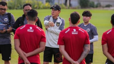 Disiplin Tinggi dan Kebijakan Penalti Shin Tae-yong di Timnas Indonesia