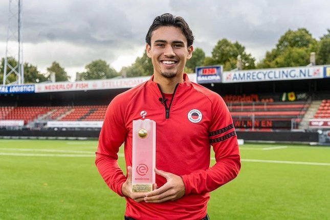 Nathan Tjoe-A-On, Calon Naturalisasi Timnas Indonesia dengan Kemampuan Fleksibel di Lini Belakang