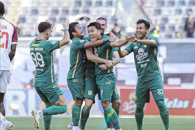 Persebaya vs. Persib: Duel Sengit di BRI Liga 1 2023/2024