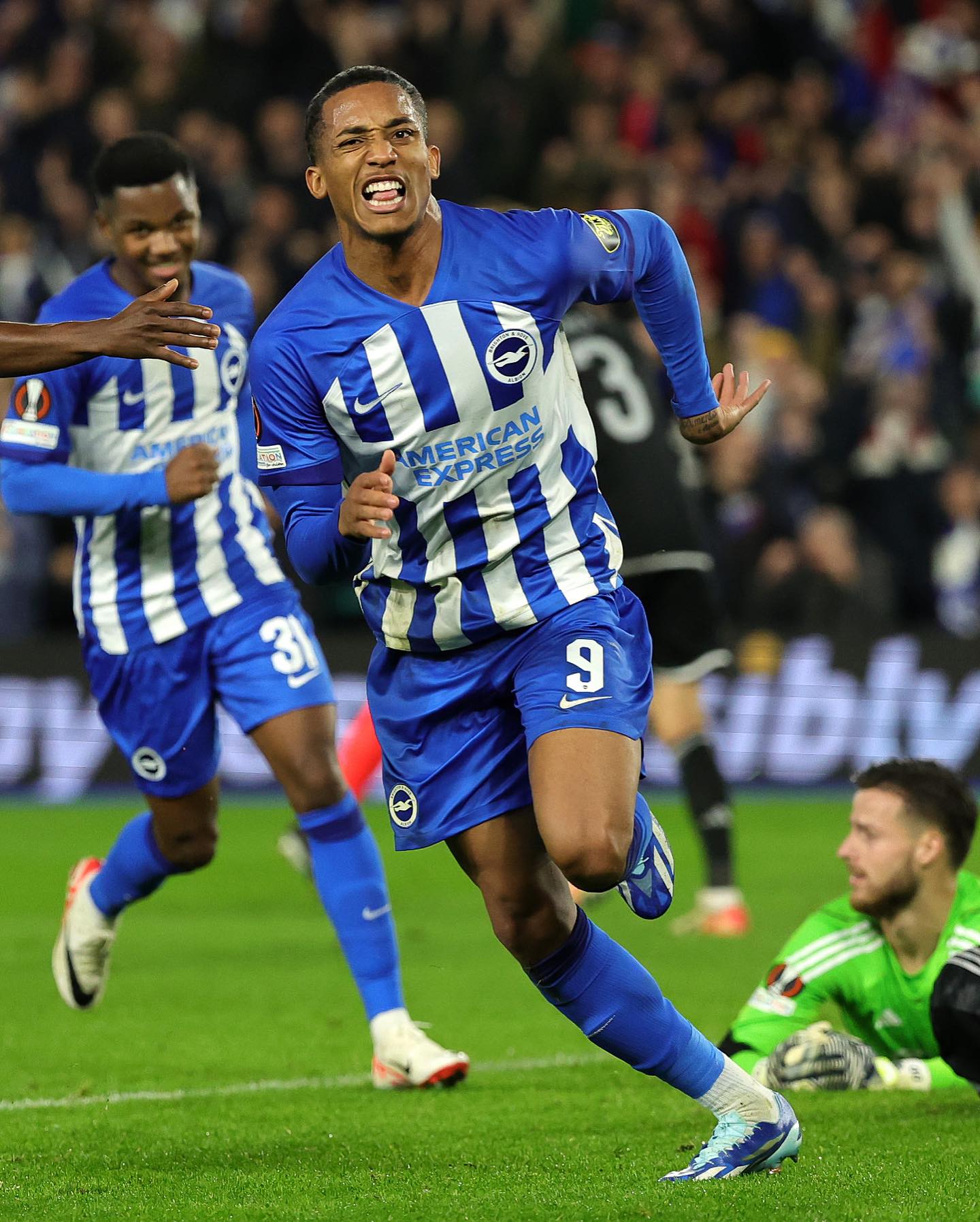 Hasil Liga Europa 2023: Brighton Hajar Raksasa Belanda 2-0 officialbhafc 20231027 0002 1