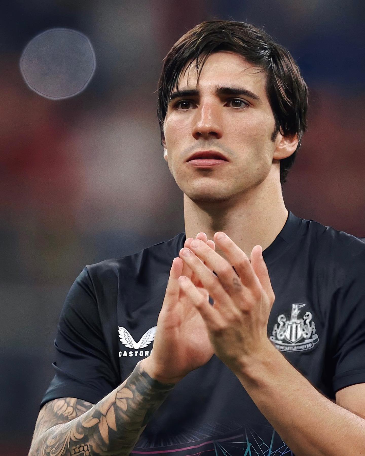 Demam Judi Online! Gelandang Newcastle Dilarang Bermain Selama 10 Bulan sandrotonali 20231031 0001