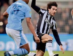 Demam Judi Online! Gelandang Newcastle Dilarang Bermain Selama 10 Bulan