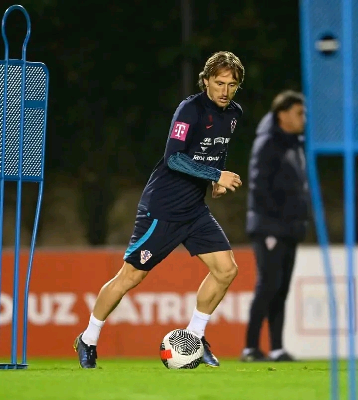 Sudah Gak Dipake, Luka Modric Bersiap Tinggalkan Real Madrid di Akhir Musim 1702820079466