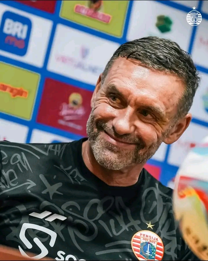 Thomas Doll Akui Tahun 2023 Persija Alami Banyak Kesialan, Netizen : Karma Gaji Nunggak Thomas Doll saat diwawancari