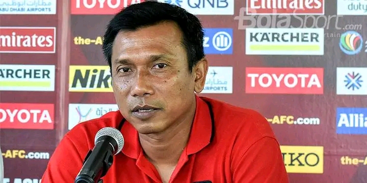 Arema Optimis Terhindar dari Zona Degradasi, Pelatih : Sadar Diri 1708496120167