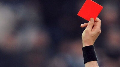 Bulan Ini 13 Tahun Lalu Rekor 36 Kartu Merah Dikeluarkan Dalam Satu Pertandingan