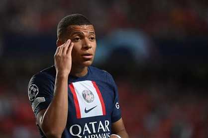 Depan Supporter PSG Kylian Mbappe Dicemooh Saat Melawan Rennes