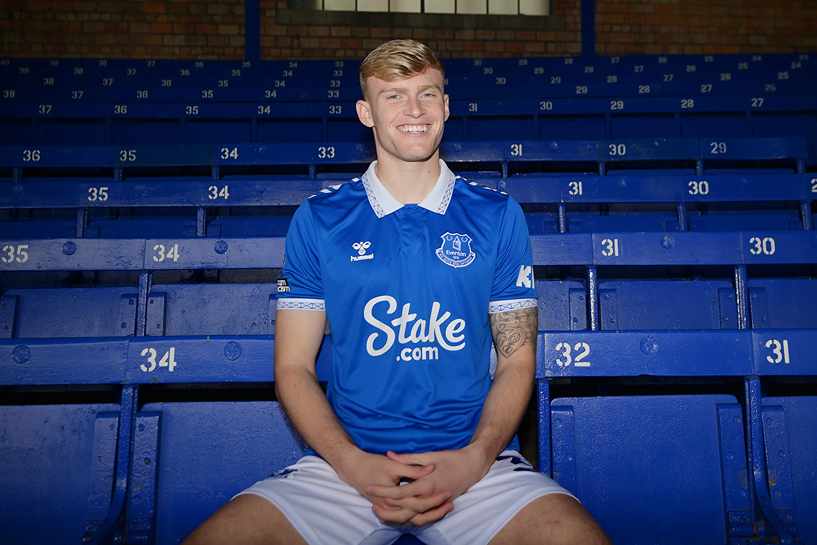 Manchester United Tertarik pada Jarrad Branthwaite Everton Tegaskan Tidak Akan Dijual