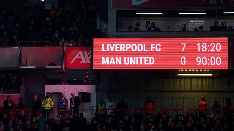 Perayaan 1 Tahun Hari Kemenangan 7 0 Fans Liverpool Bergembira