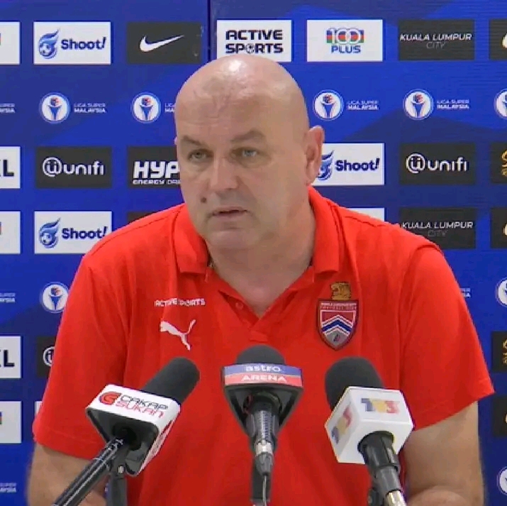 Pelatih Persib Bandung Ingatkan Nainggolan Untuk Tidak Sok : Kalo Main Disini Bedakan dengan Eropa 1712650896370