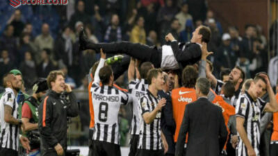 Allegri Pasrahkan Nasibnya ke Juventus Meski Diisukan Hengkang