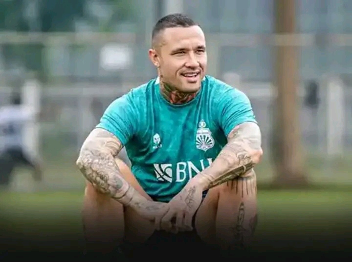 Radja Nainggolan Ngemis Ingin Main Lagi di Liga 1 Musim Depan IMG 20240426 161443