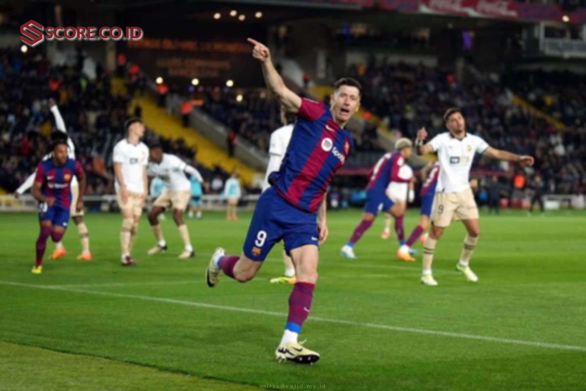 Lewandowski Membawa Barcelona Menang atas Valencia dengan Skor 4 2