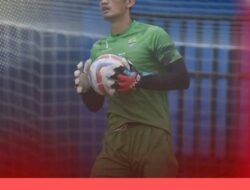 Libur Lebaran, Kiper Persib Bandung Mudik ke Kampung