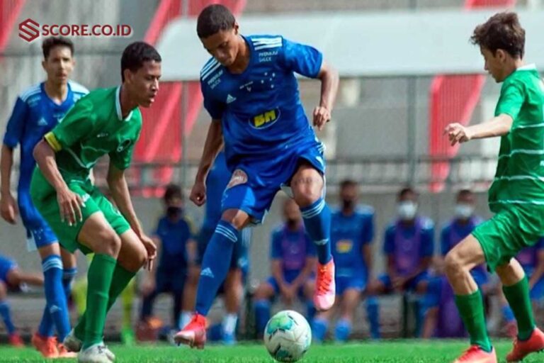 Putra Ronaldinho Mencoba Peruntungan Sebagai Bek Kiri di Barcelona