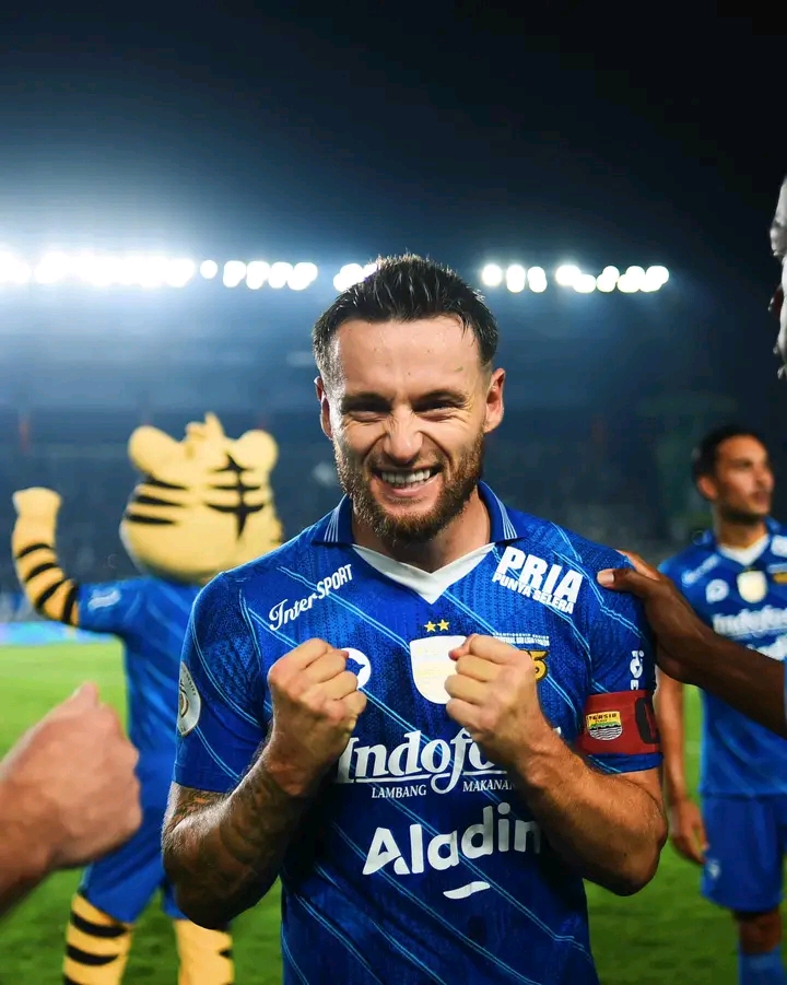 Harapan Tinggi Mark Klok untuk Persib, Ingin Kawinkan Dua Gelar Ini 1716880939779