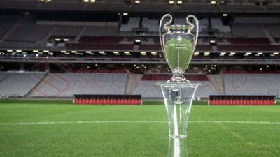 Pertandingan Final UEFA Olympiakos vs Fiorentina