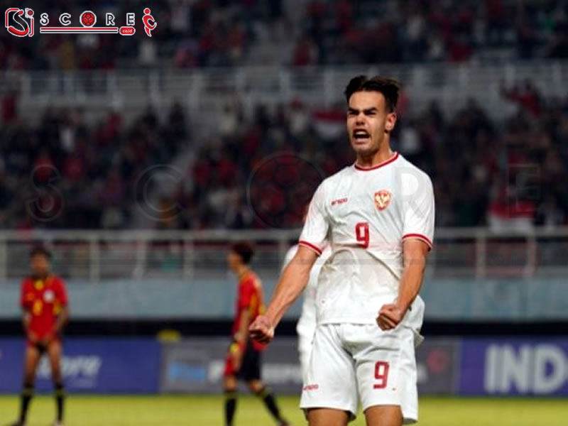 Jens Raven Tegas Bilang Lebih Suka Disamakan dengan Kane dan Lewandowski daripada Van Nistelrooy