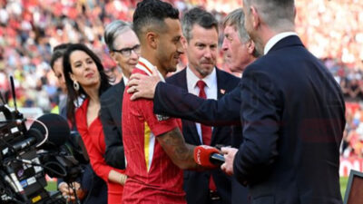 Thiago Alcantara Resmi Pensiun Keputusan yang Mengejutkan Banyak Pihak