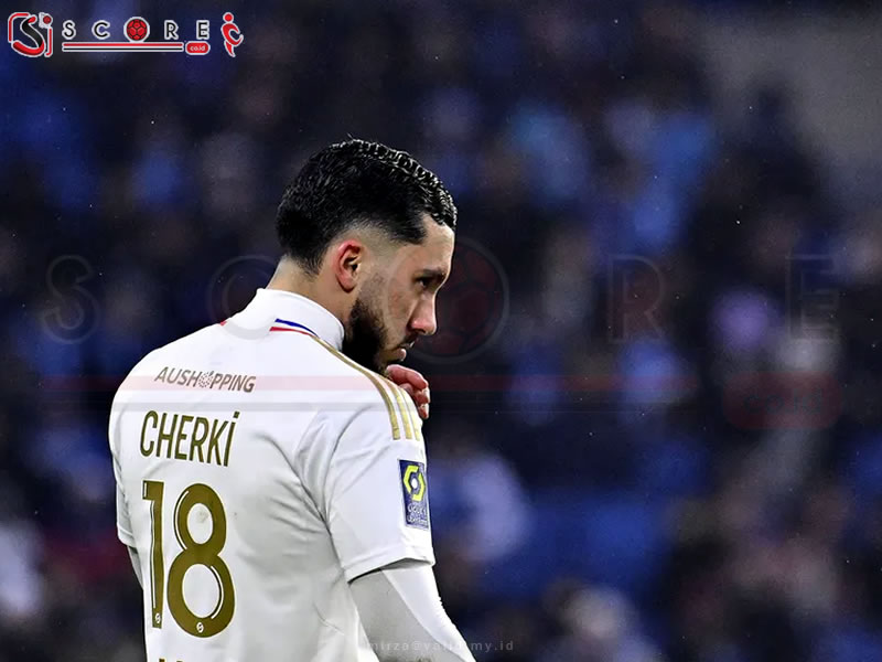 Upaya Borussia Dortmund Merebut Rayan Cherki dari PSG