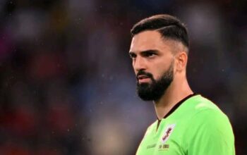 Mamardashvili Jadi Pengganti Alisson di Liverpool Musim 2024/2025