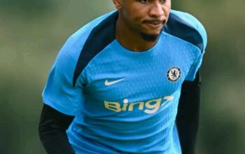 Jelang Penutupan Musim, Chelsea Berhasil Gaet Kiper Genk Maharnya £17 juta