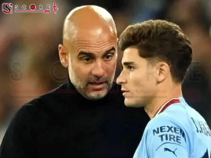 Batal Keluar Julian Alvarez Tetap di Manchester City