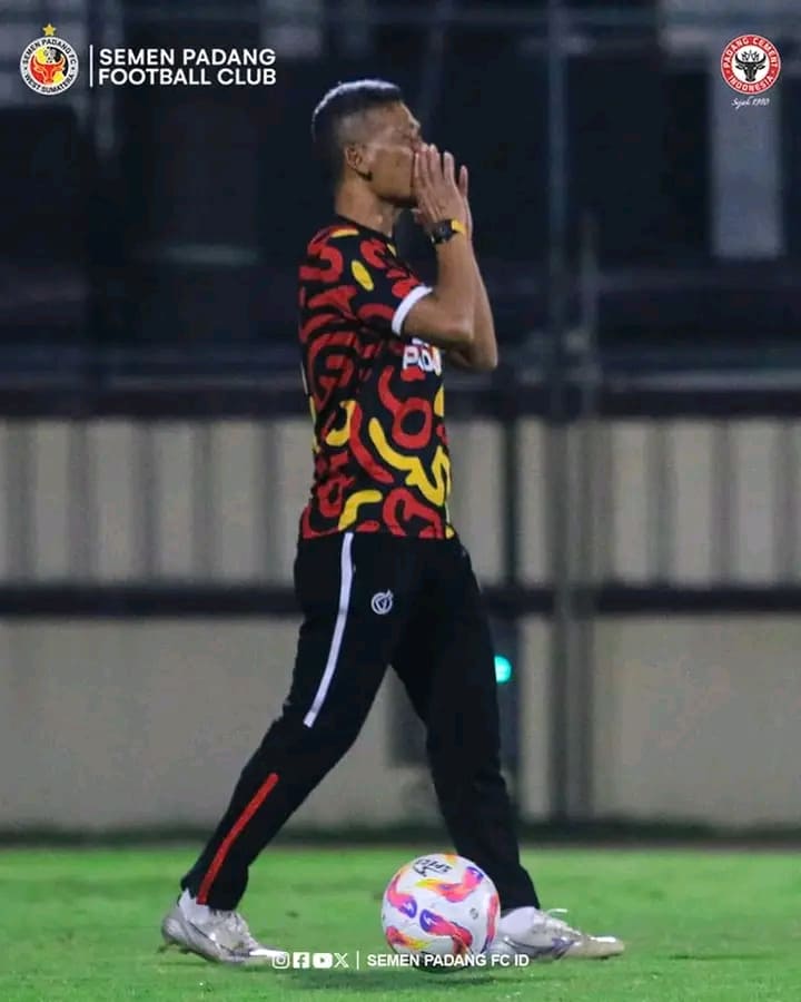 striker semen padang cedera hamstring