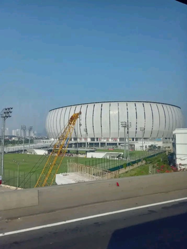 shin tae yong pilih jis ketimbang gbk