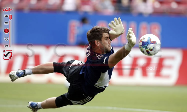 Penampilan Maarten Paes