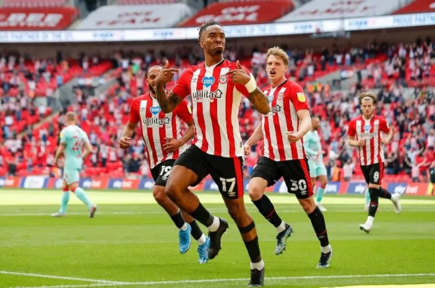 Tandang ke Old Trafford, Brentford Enggan Remehkan MU yang Lagi Terluka Brentford 1
