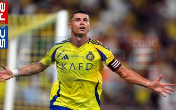 Viral: Cristiano Ronaldo Mencari Penggemar yang Menangis Pada 1 Pertandingan