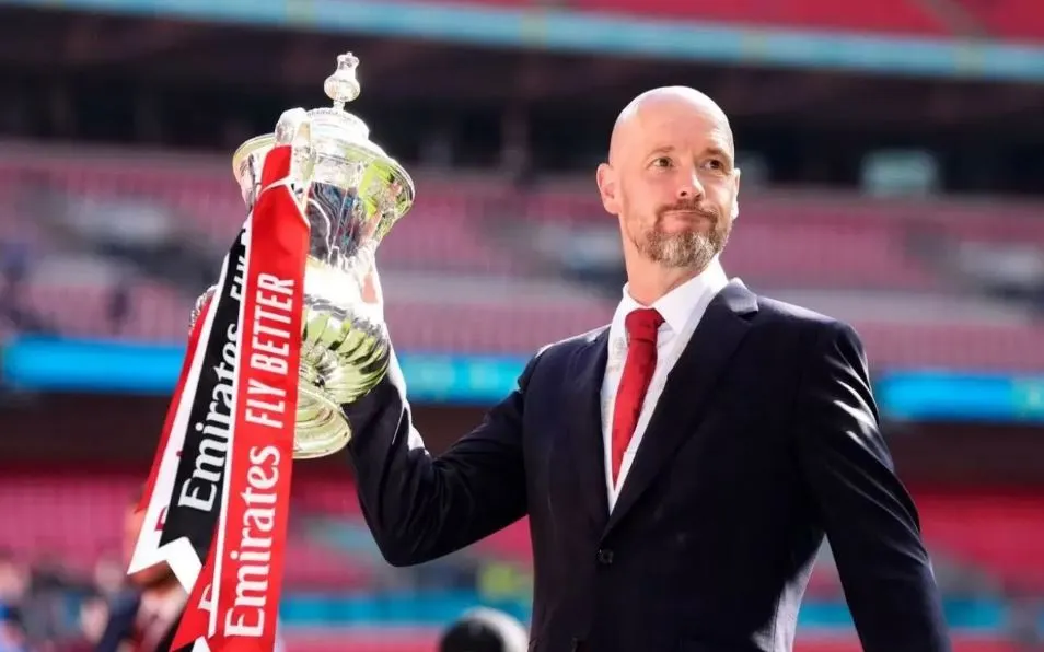 Balik ke Manchester, Erik Ten Hag Siap Pimpin MU Hadapi Brentford Erik Ten Hag 11