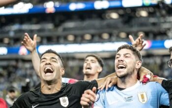 Prediksi Uruguay vs Peru Matchday 9 Zona Conmebol Versi SCORE.CO.ID