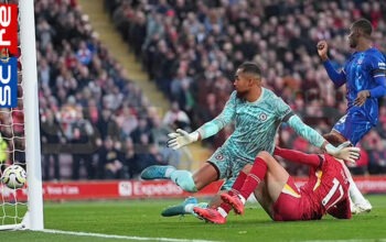 Gara-Gara 2 Hal Inilah Robert Sanchez Dinilai Sebagai Kiper Penakut Oleh Carragher