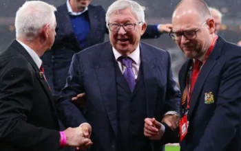 MU Tendang Sir Alex Ferguson, Eric Cantona: Sungguh Tidak Ada Rasa Hormat!