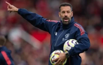 Ten Hag Dipecat dan Tinggalkan Banyak Masalah, Van Nistelrooy Bisa Apa?