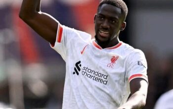 Liverpool Akan Cadangkan Dua Bek Ini Jelang Lawan Southampton