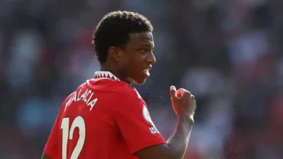 Ruud van Nistelrooy Konfirmasi Tyrell Malacia Segera Dapatkan Menit Bermain