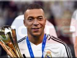 Kylian Mbappe: 4 Bulan Bersama Real Madrid Boyong Piala