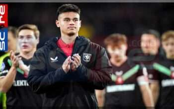 2 Fakta Aksi Mees Hilgers Saat FC Twente Dikalahkan PSV dengan Skor Telak