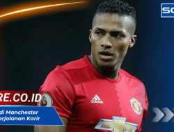 Valencia di Manchester United: Perjalanan Karir dan Kontribusinya