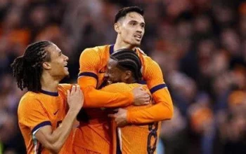 Gelandang Belanda Keturunan Indonesia: Karir dan Perjalanan Mereka di Eropa