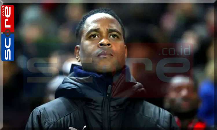 Patrick Kluivert Latih Timnas