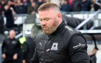 Tahun Baru, Legenda MU Kena PHK Klubnya