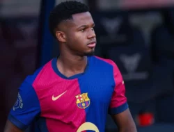 Ansu Fati Tolak Pindah dari Barcelona di Menit Terakhir, Apa Alasannya?