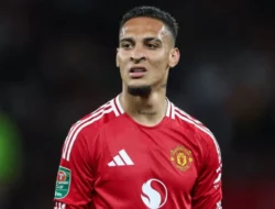 Sial! Antony Cetak Assist tapi Kena Kartu Merah saat Betis Menang