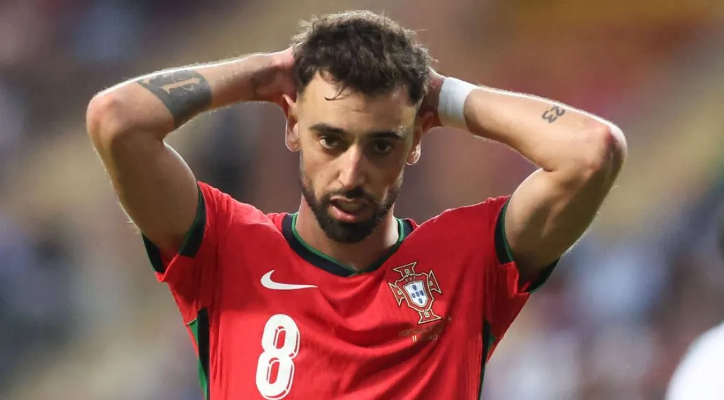 Bruno Fernandes Terlibat Adu Mulut dengan Legenda Everton di Pinggir Lapangan Bruno Fernandes